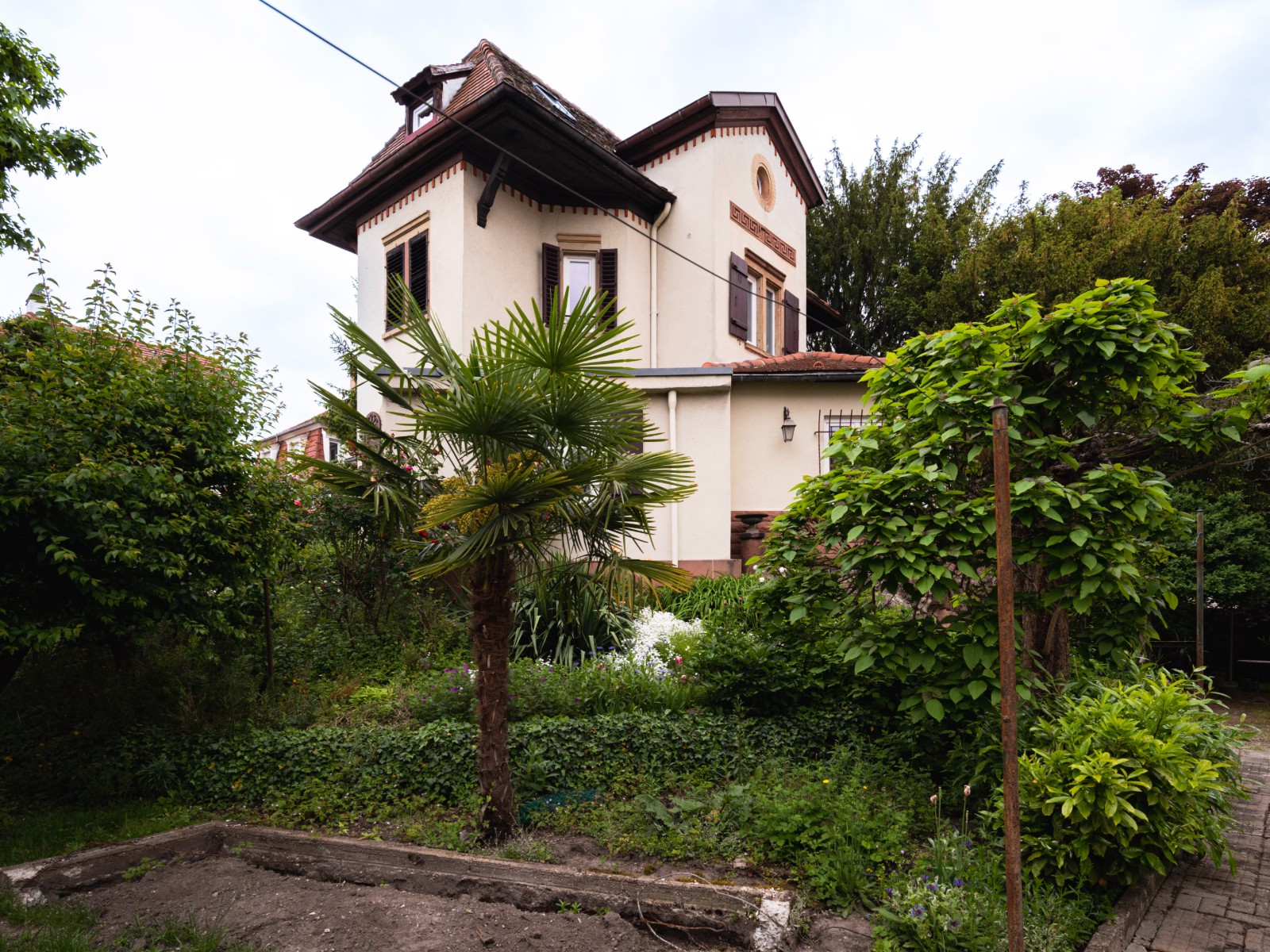 Villa et jardin, logement optimisé par Golden Tree Conciergerie